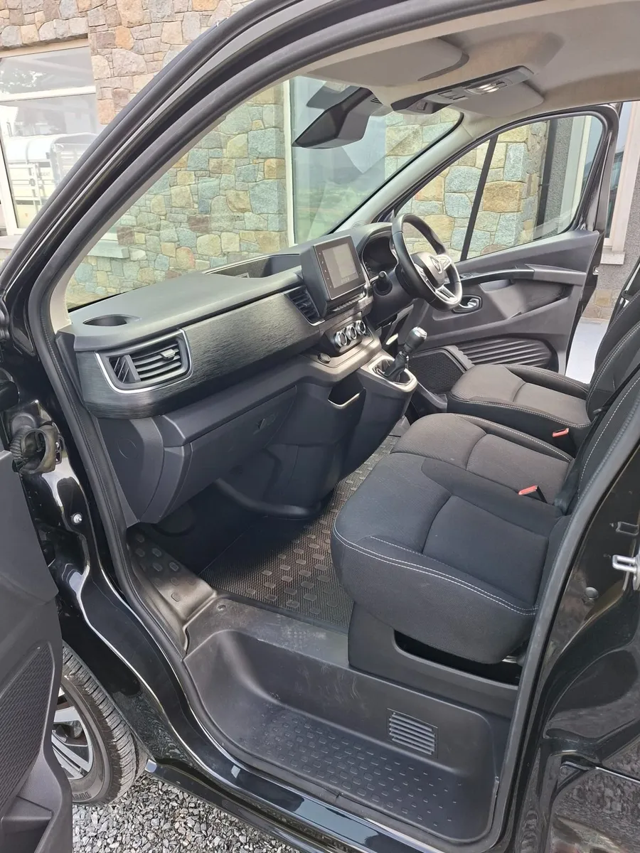 Renault Trafic 2024 - Image 4