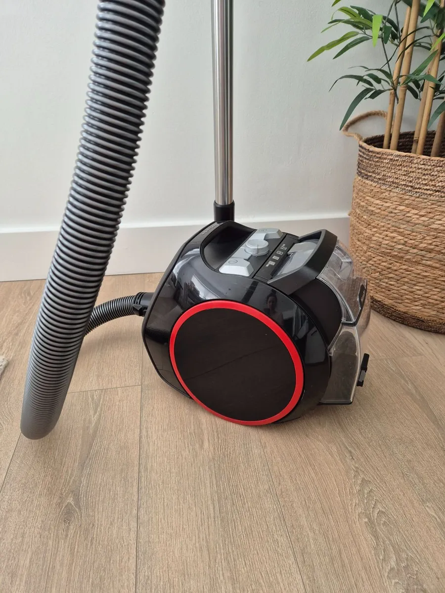 Vacuum Cleaner - Image 1
