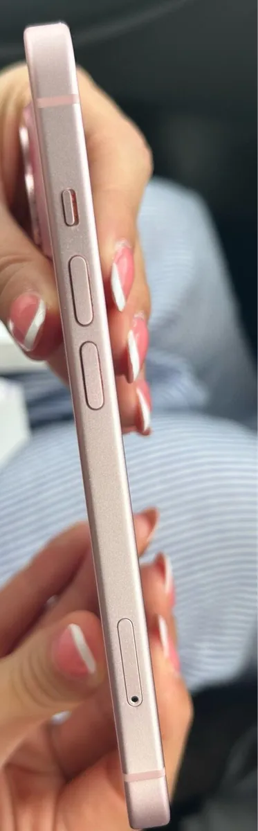 Iphone 15 Unlocked Excellent Condition 128GB - Image 3