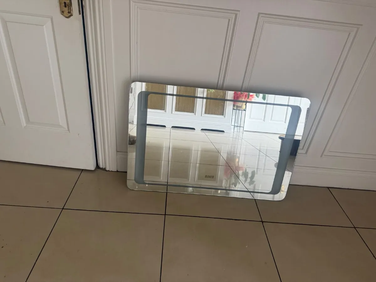 Dining room table. Vogue electric bathroom mirror - Image 4