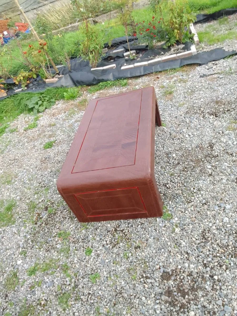 french faux leather crocodile design table 70s - Image 3