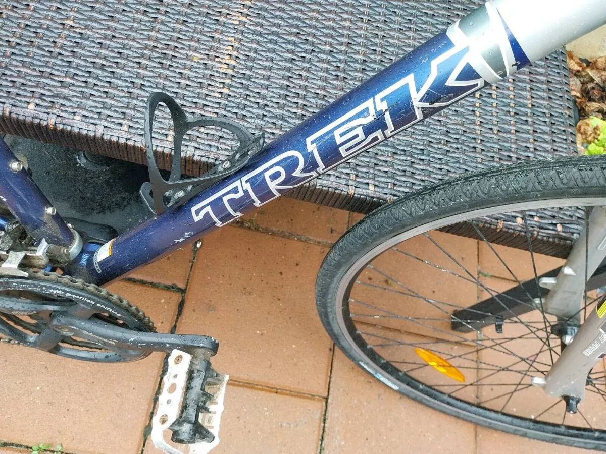 Trek hybrid serviced - Image 2
