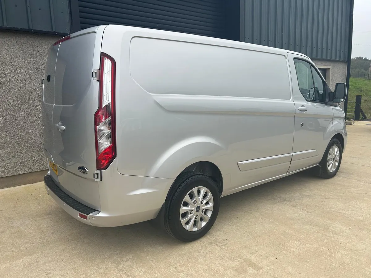 Ford Transit Custom 2023 - Image 4