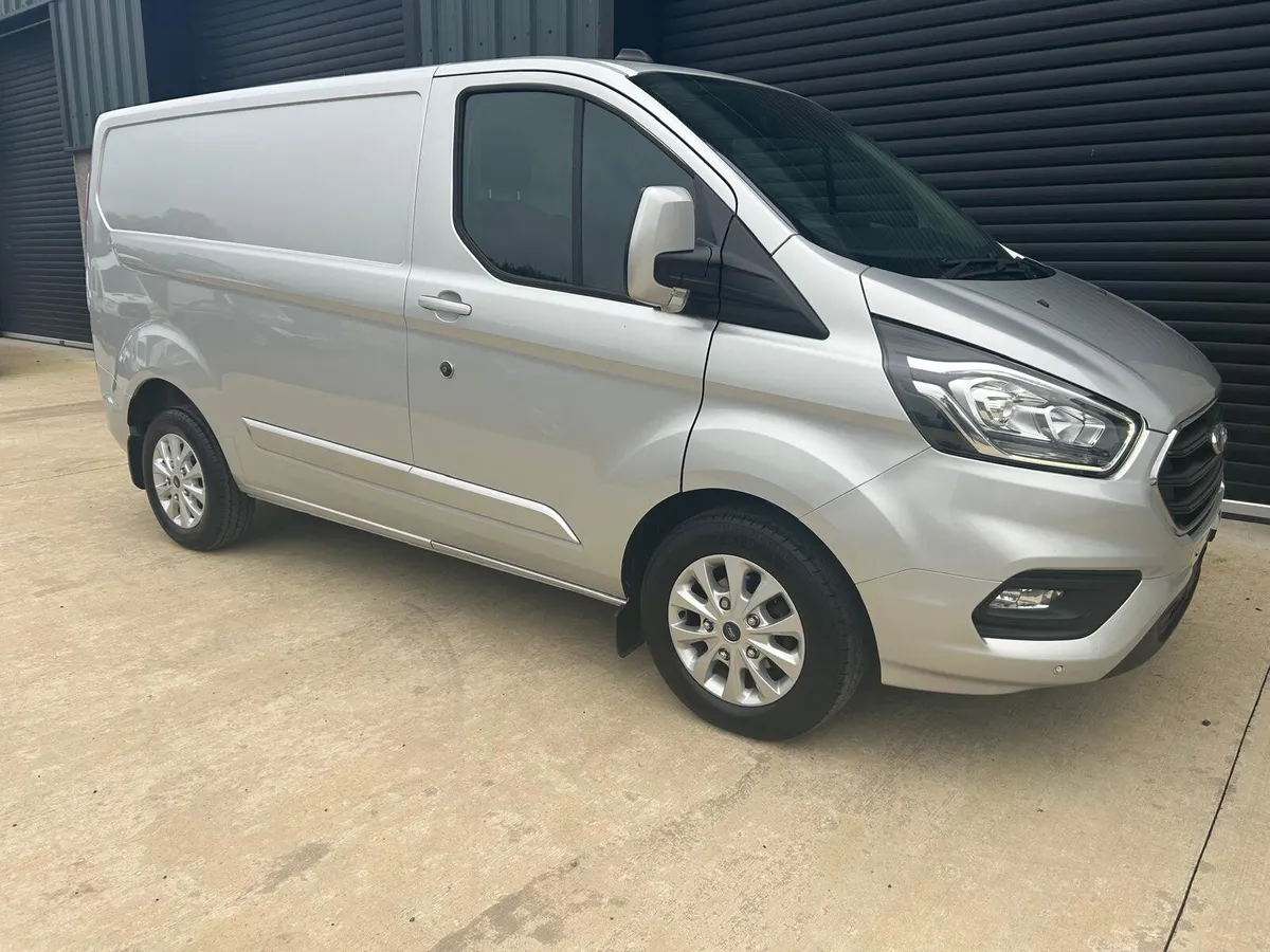 Ford Transit Custom 2023 - Image 2