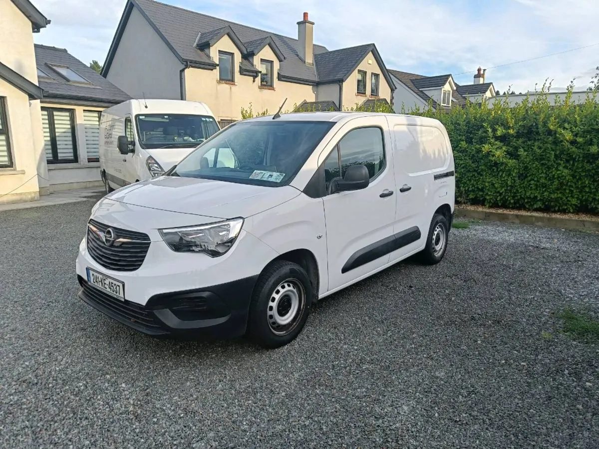 2024 Opel Combo 1.5 Diesel - Image 2