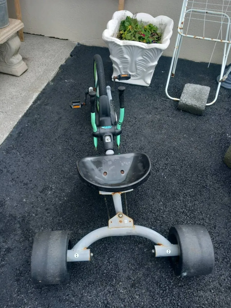 Green machine - Image 1
