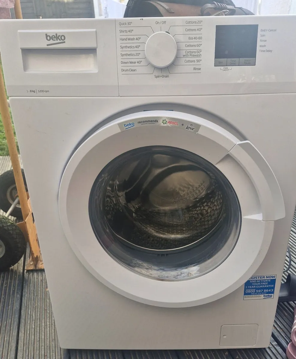 Beko Freestanding 8kg 1200rpm Washing Machine | WT - Image 1
