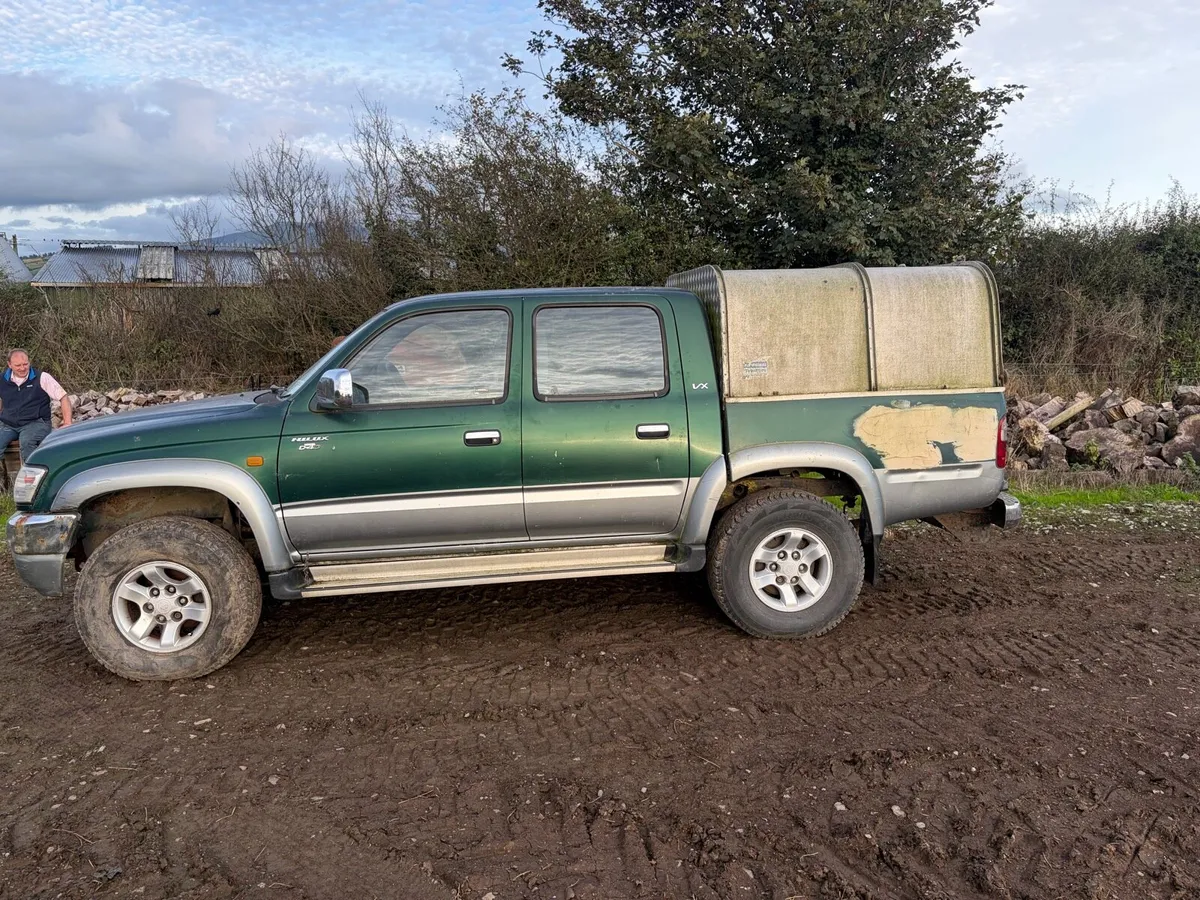 Toyota hilux - Image 4