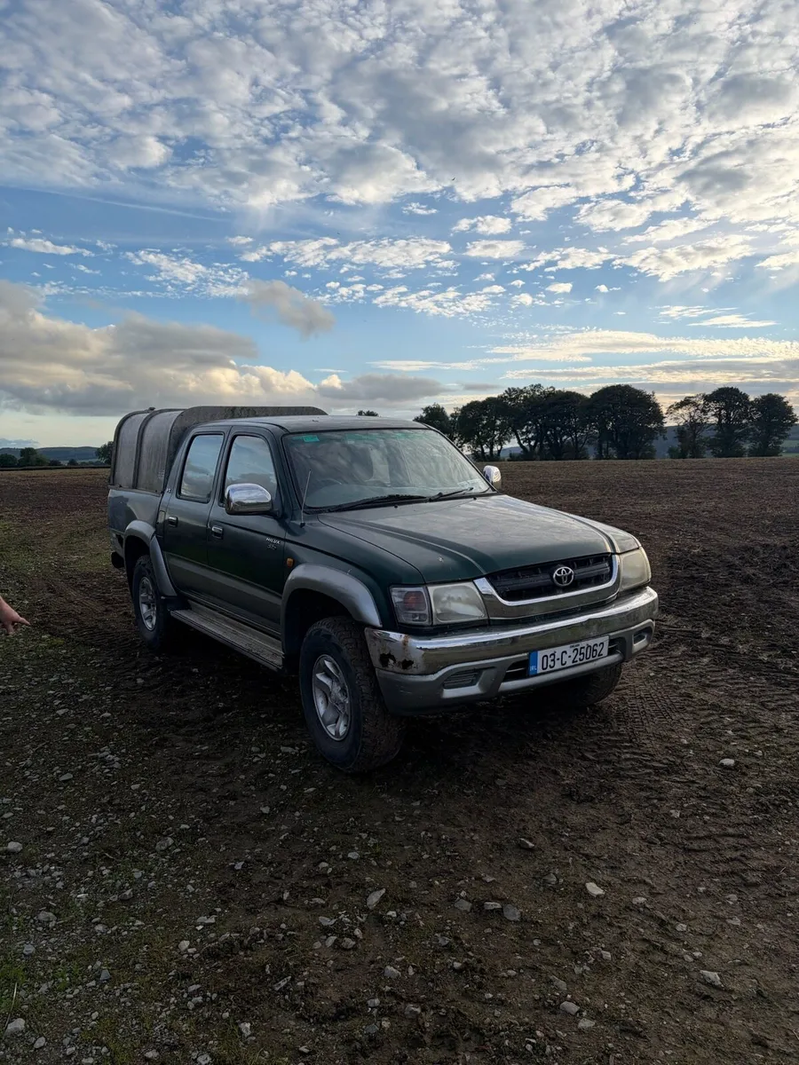 Toyota hilux - Image 1