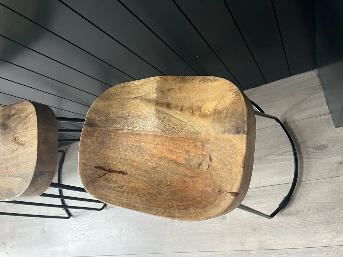 Timber backless stools - Image 2