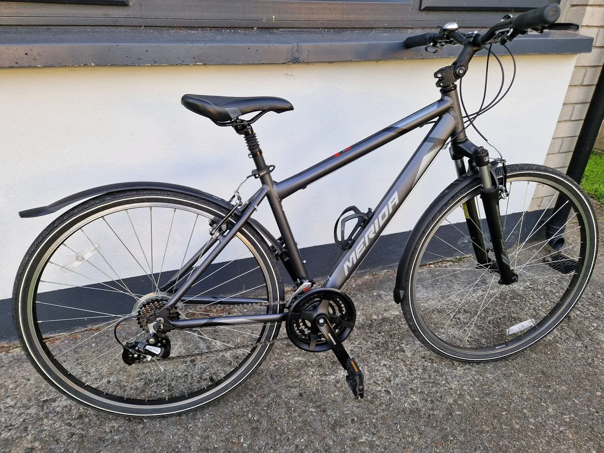 Merida Crossway Adult Hybrid bike - Image 4