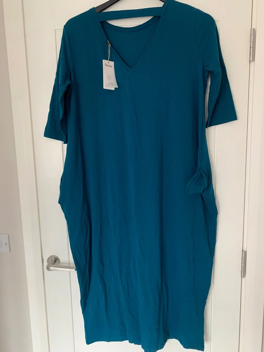 Maxi dress- size 16/18/20/22/24 - Image 2