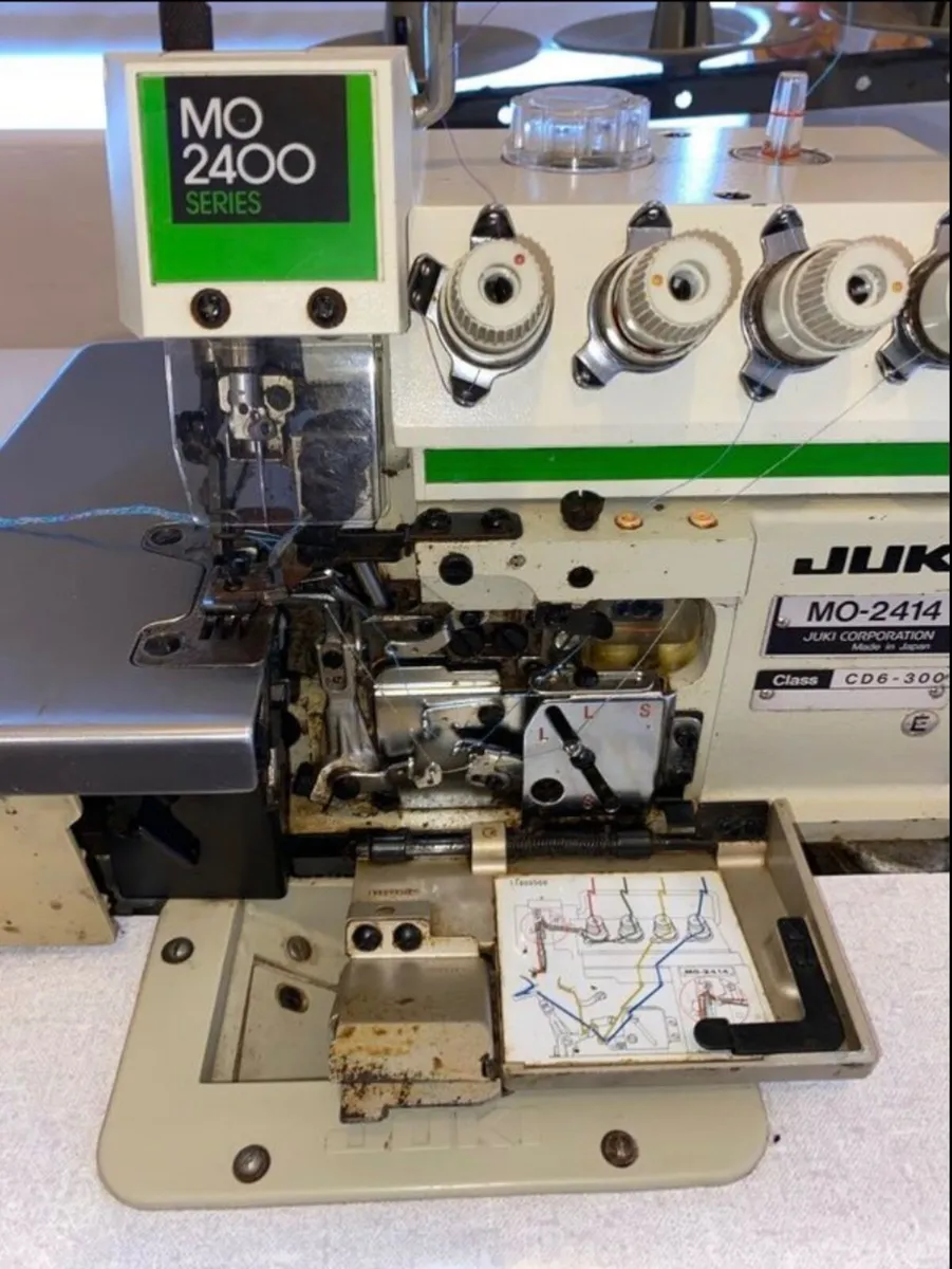 Juki MO 2414 rolled hem overlocker - Image 3