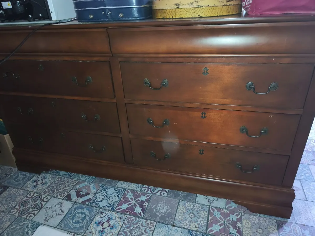 Dresser Large 6-Drawer Dresser / Chest of Drawers - Image 3