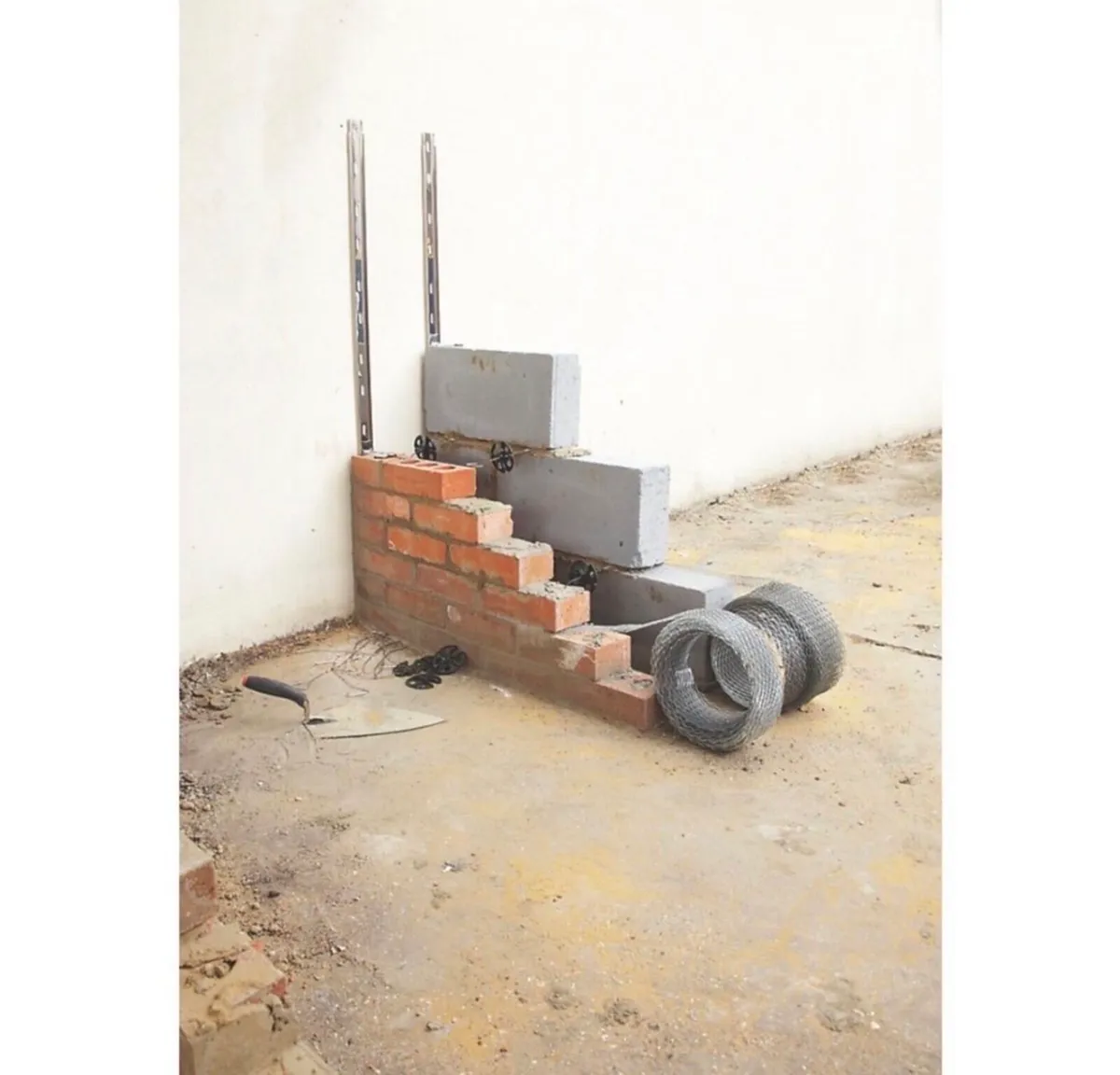 Sabrefix Wall Starter Kit Stainless Steel 1.2m - Image 2