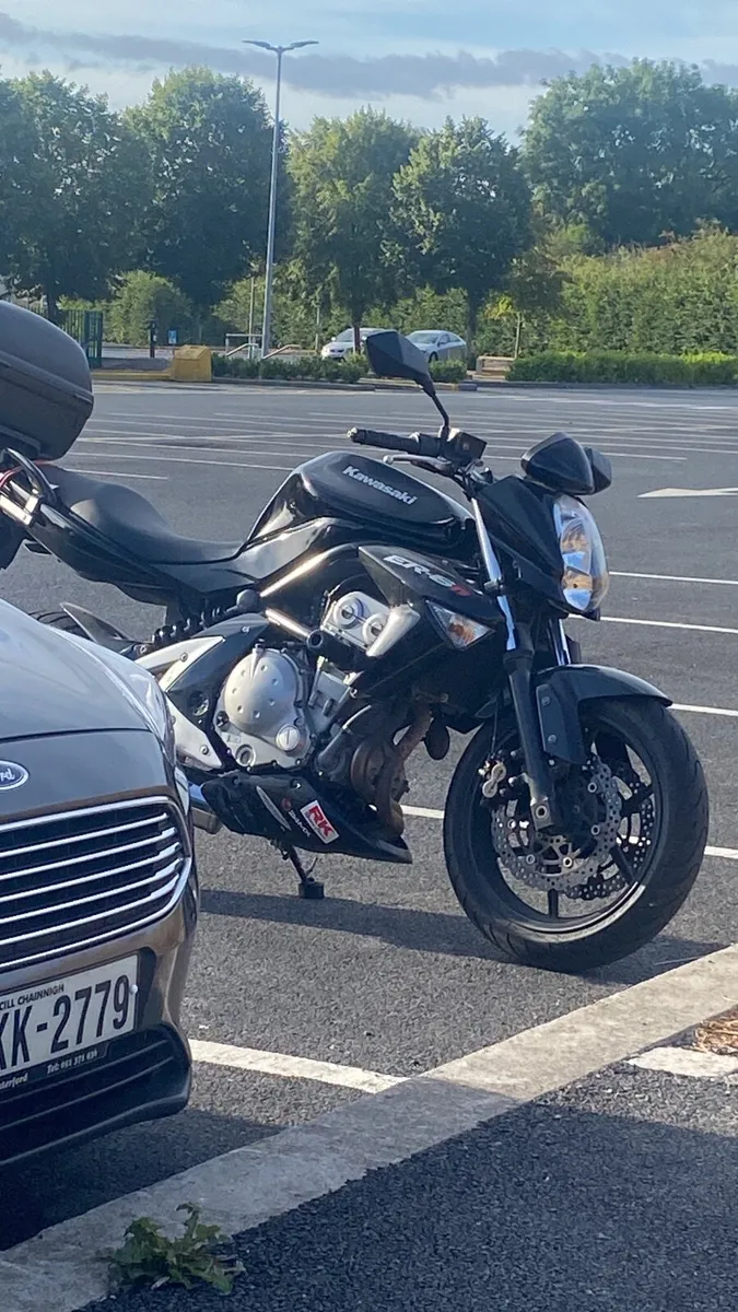 Kawasaki ER6N 2009 - Image 1