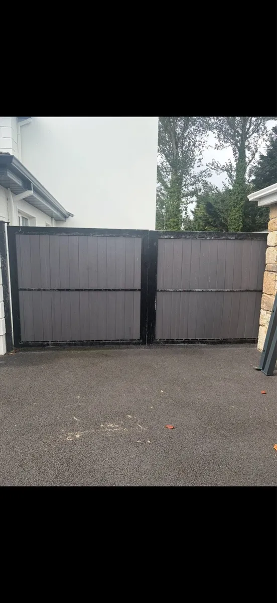 Gates - Image 1