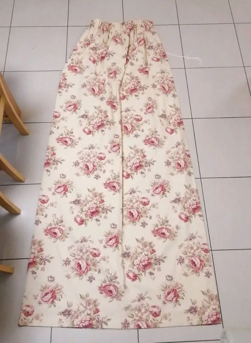Curtains - Image 1