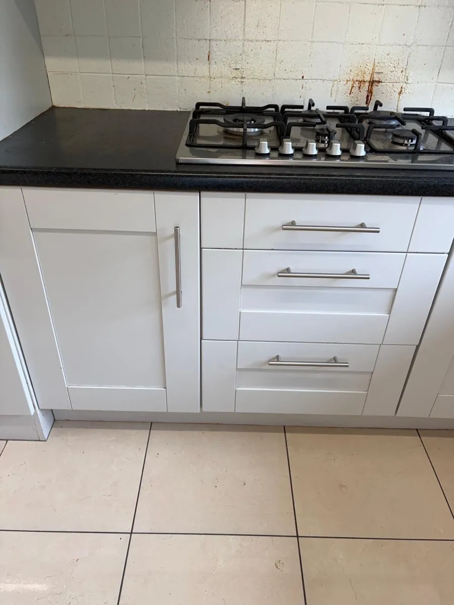 Kitchen - Image 3