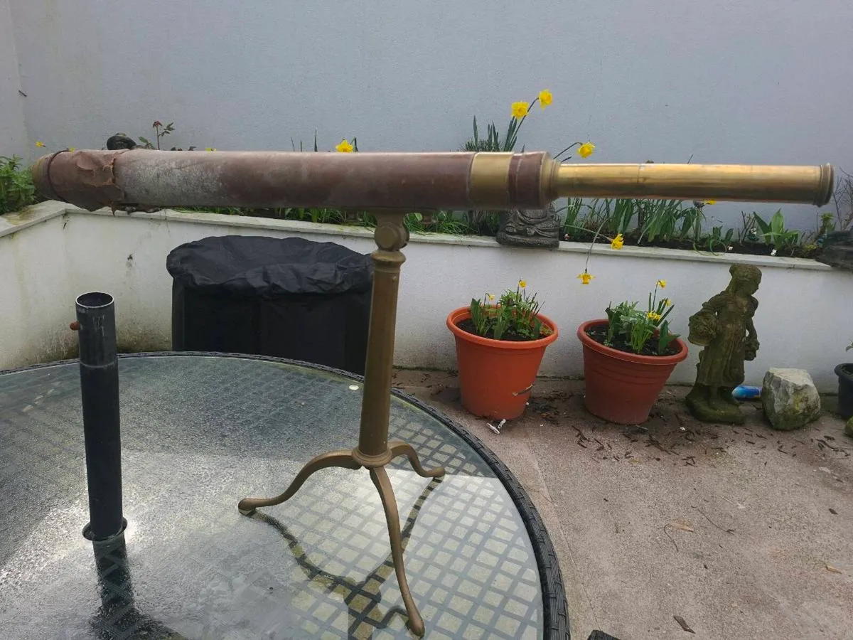 Beautiful Antique Brass Telescope with stand - Image 2