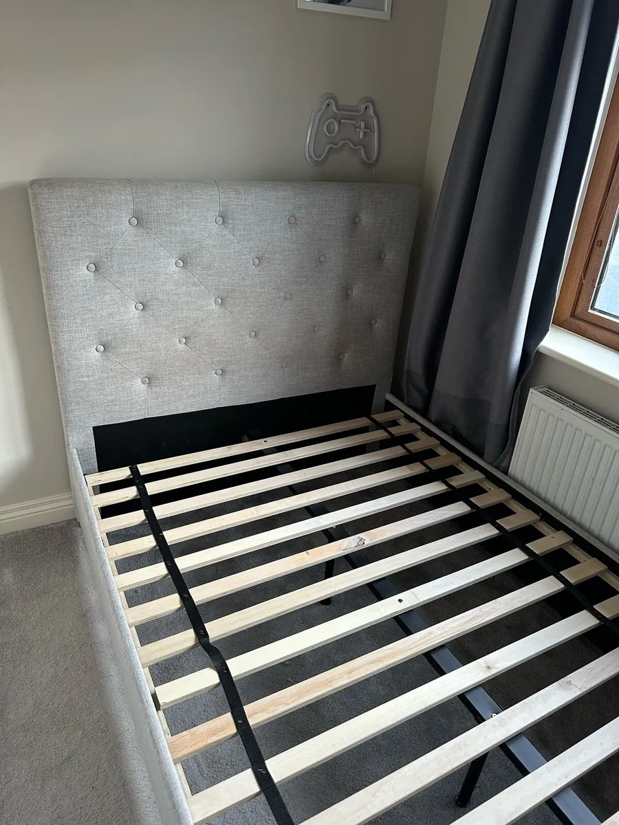 Small double bed frame - Image 1