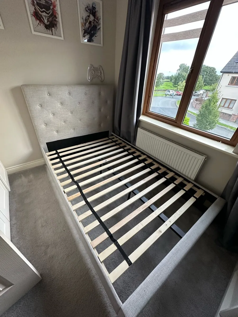 Small double bed frame - Image 2
