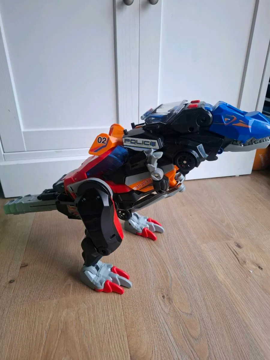 Switch and go dino - Image 1