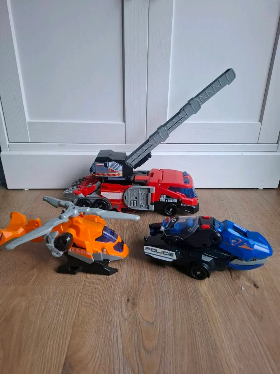 Switch and go dino - Image 3