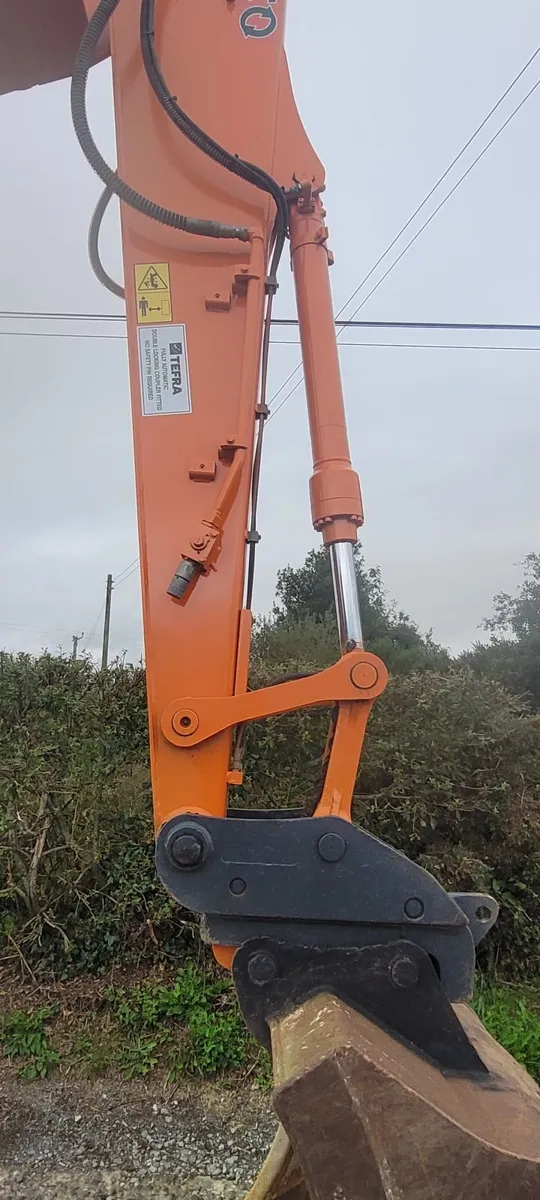 Hitachi 130 - Image 4