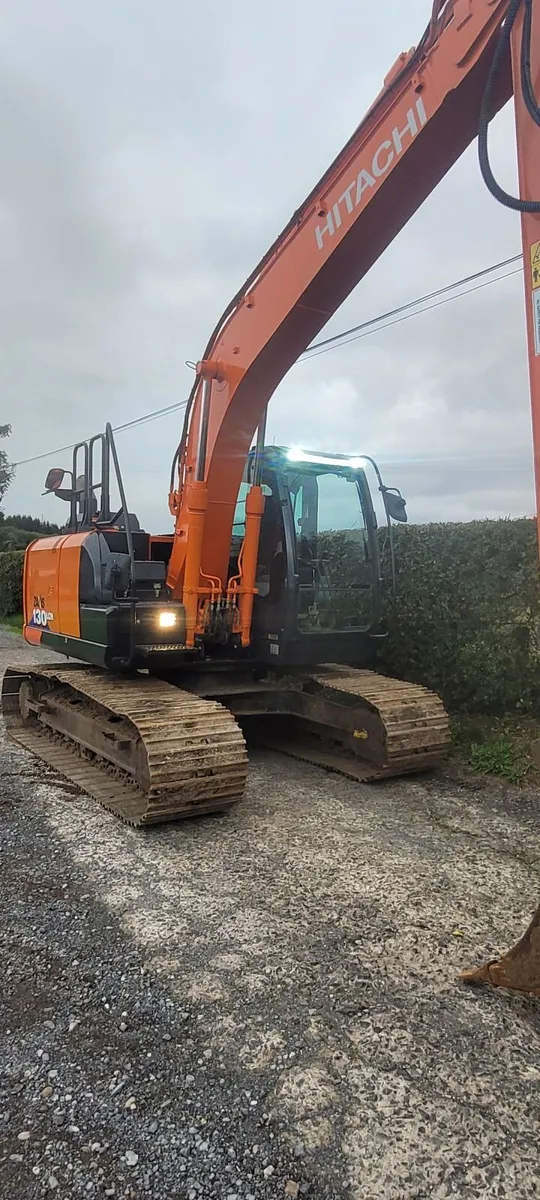 Hitachi 130 - Image 3