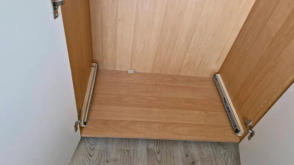wardrobes - Image 3