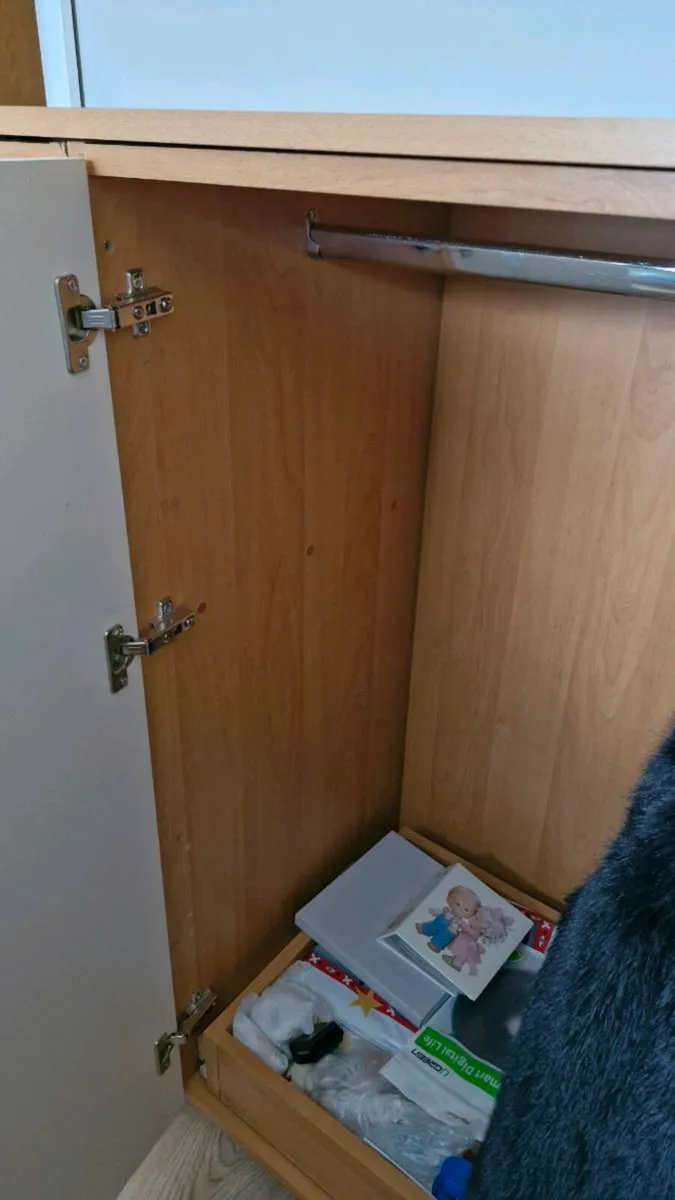 wardrobes - Image 4