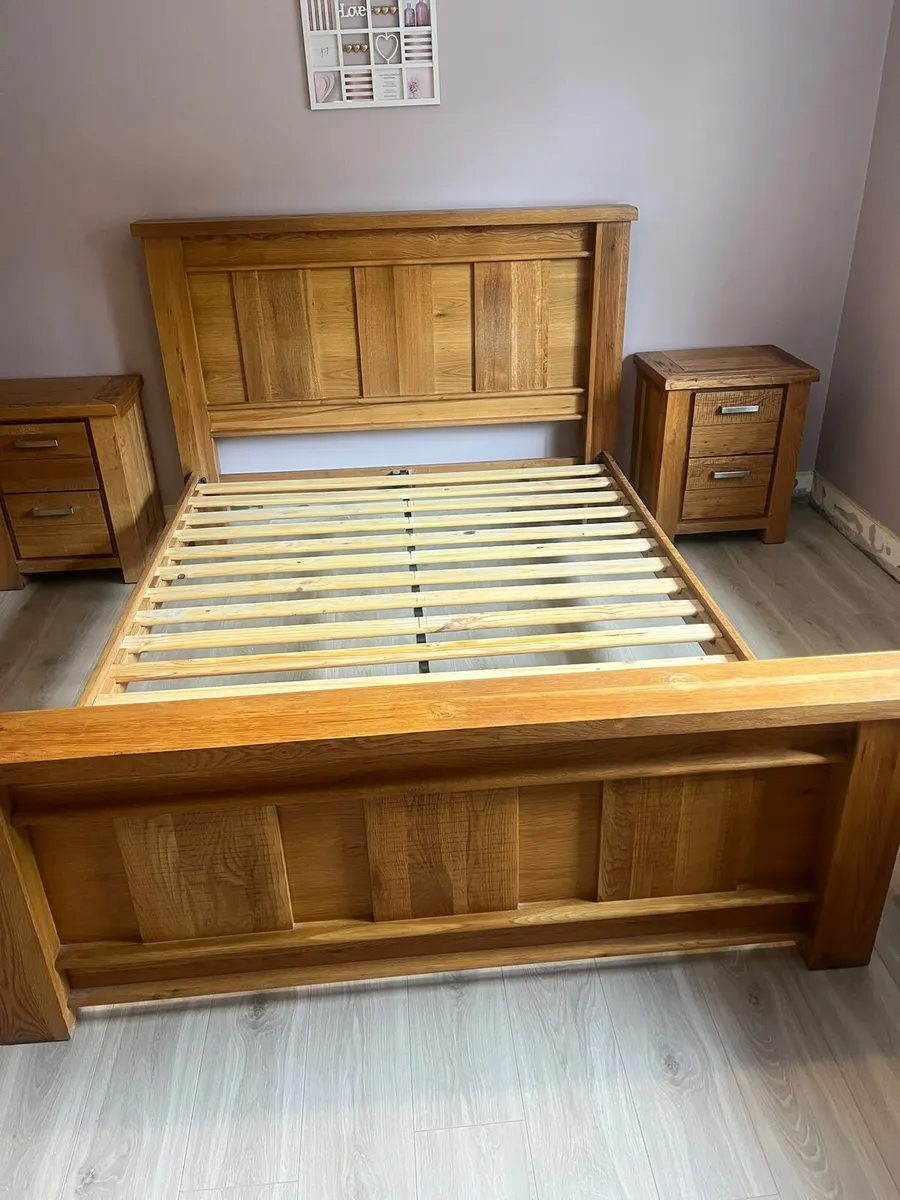 Bedroom Furniture Set - Image 1