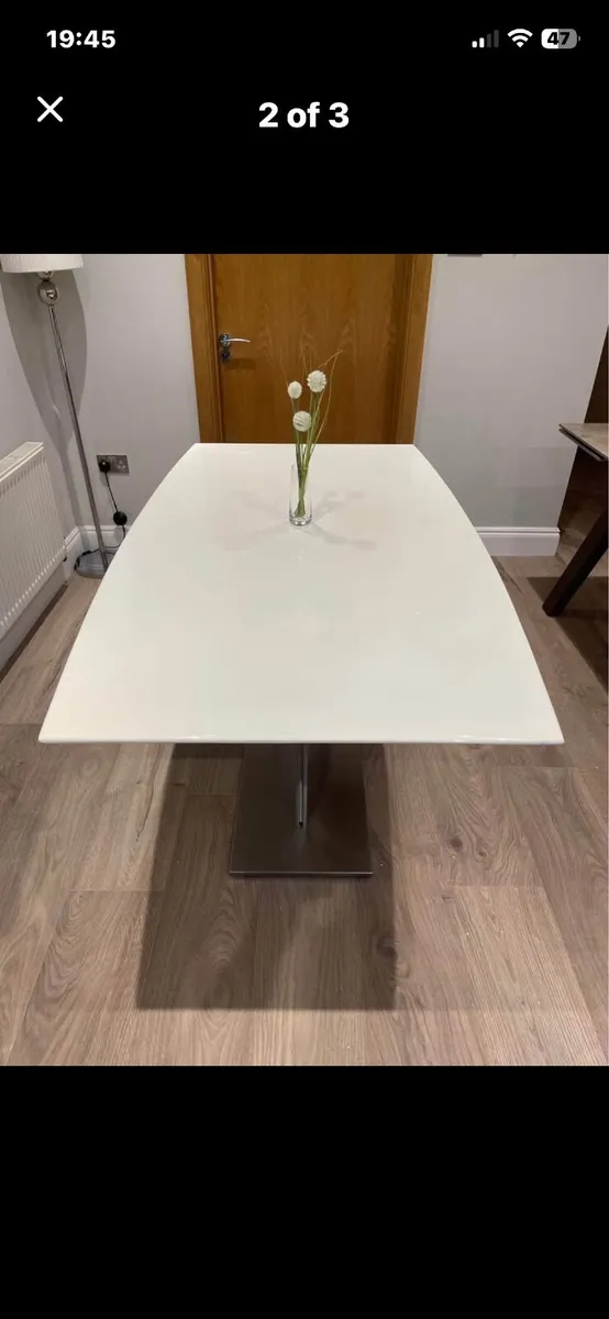 Dinning table - Image 2