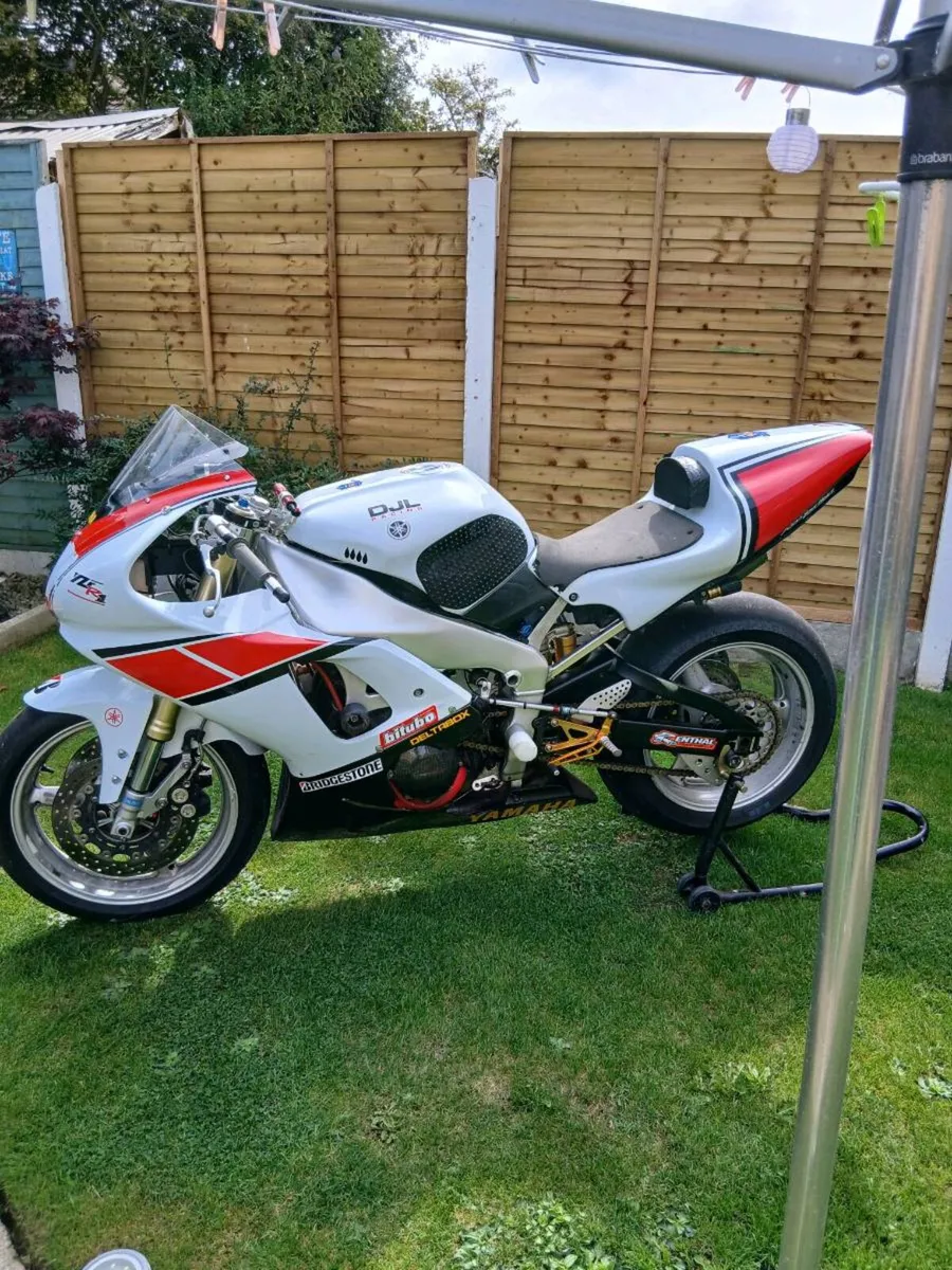 R1 Race/Track Bike - Image 1