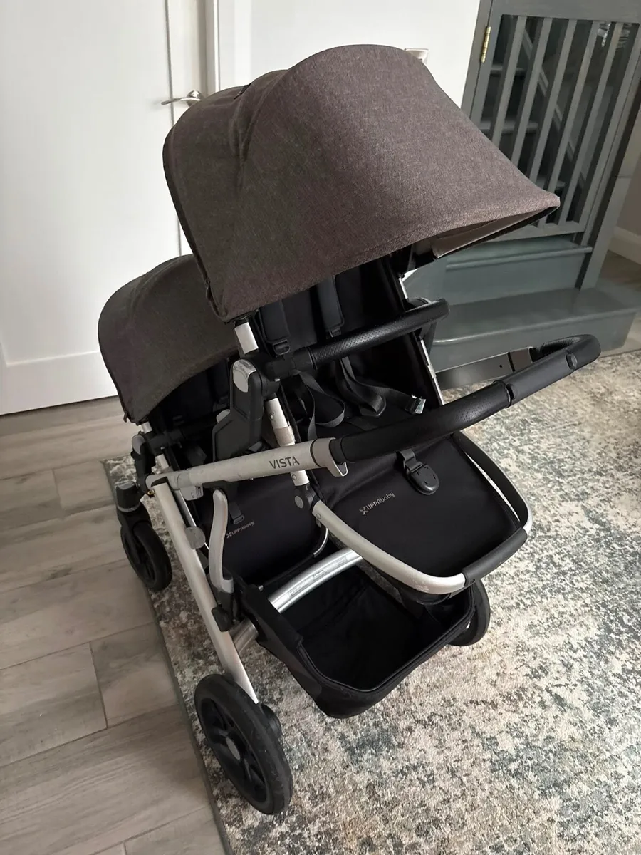 Uppa Baby Vista 2 travel system and accessories - Image 3
