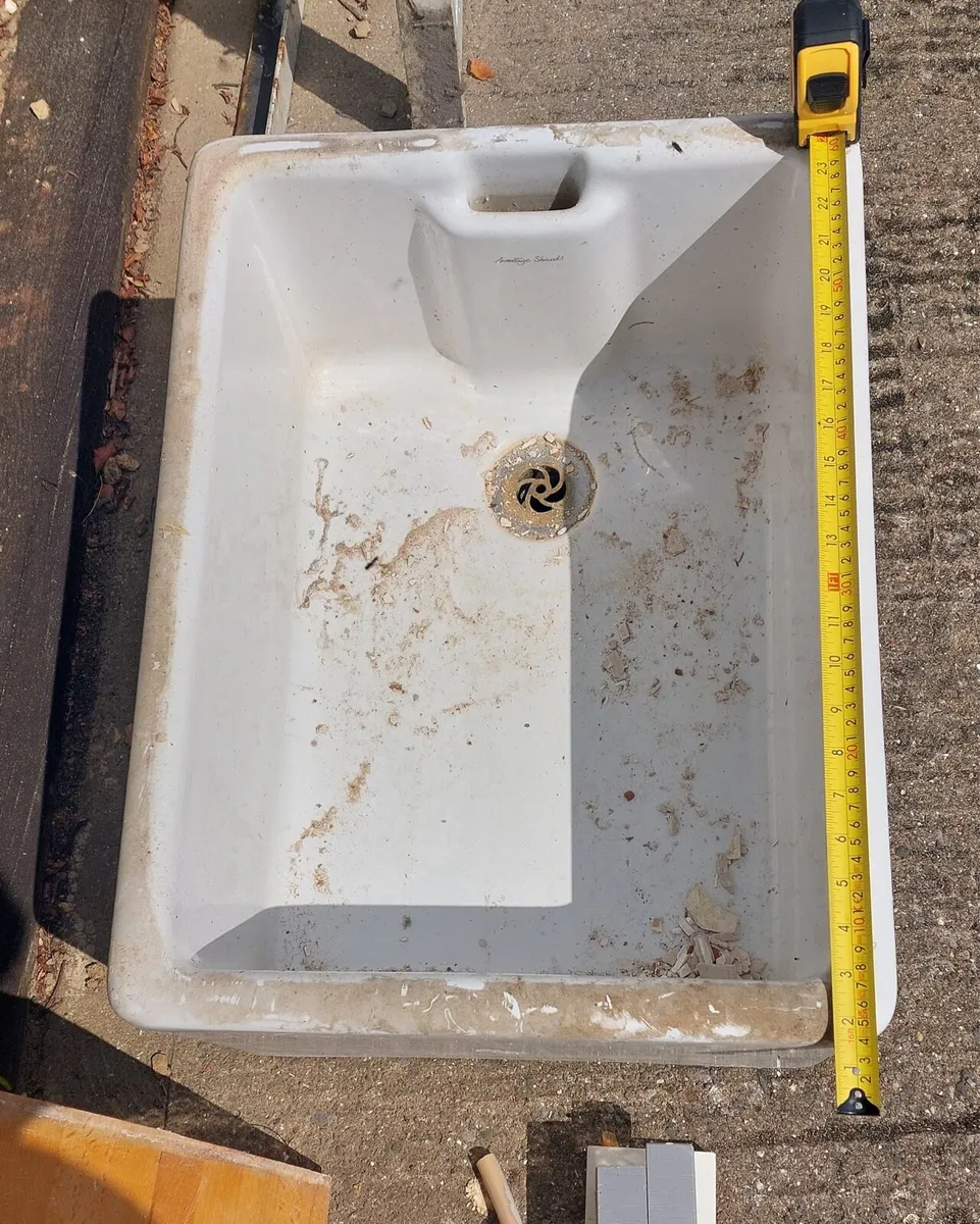 Belfast Sink - Image 1