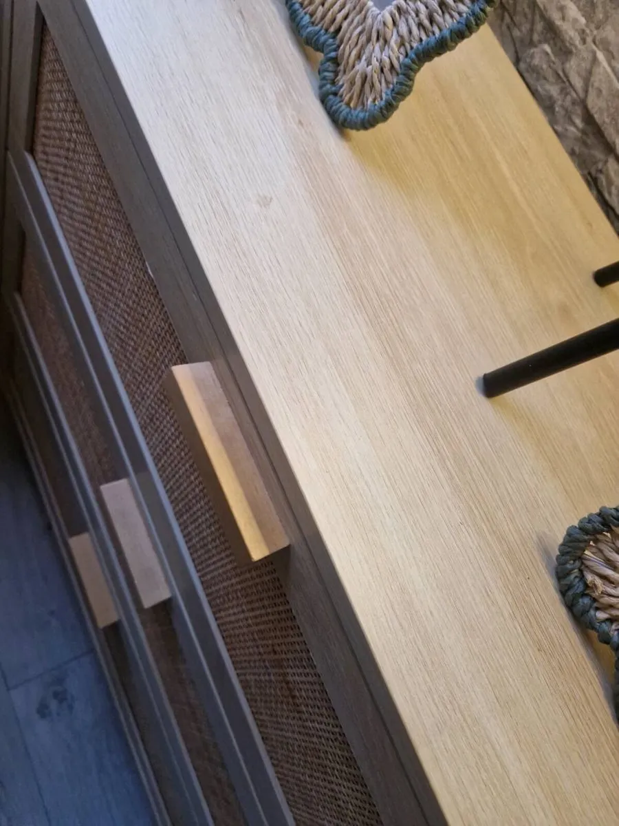 Sideboard - Image 4