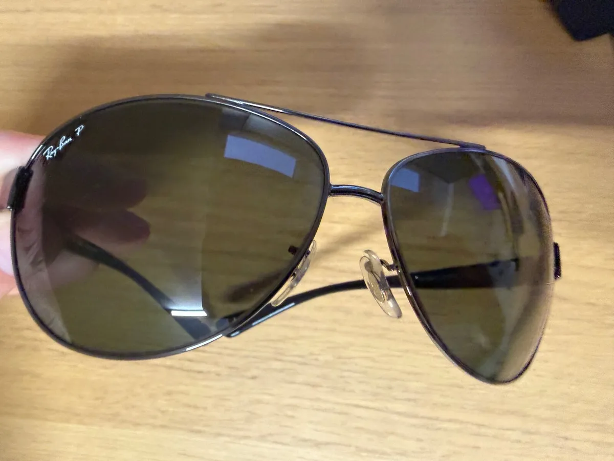 Ray-Ban Aviator Large Polarized Sunglasses - Image 4