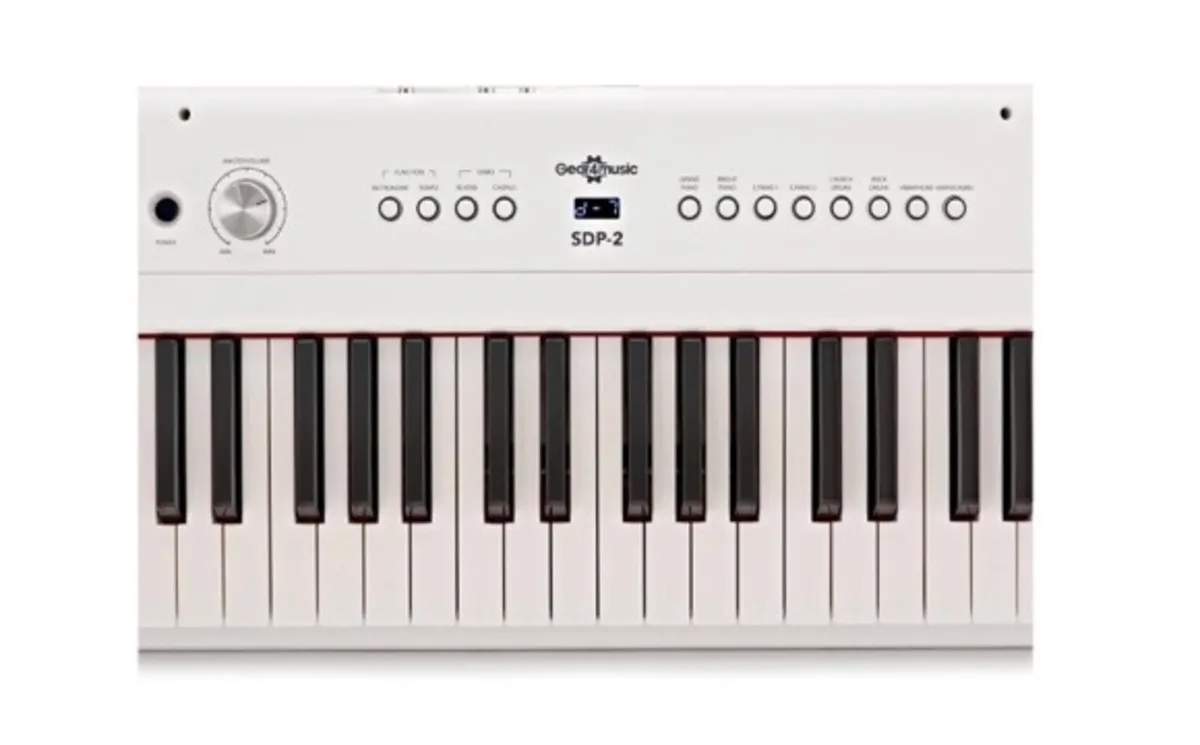 Piano Keyboard - Image 2