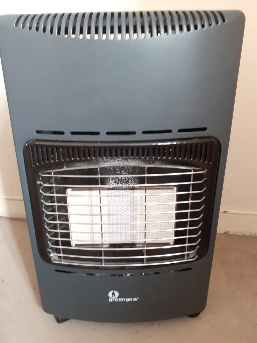Gas heater (Greengear with gas cylinder) - Image 1