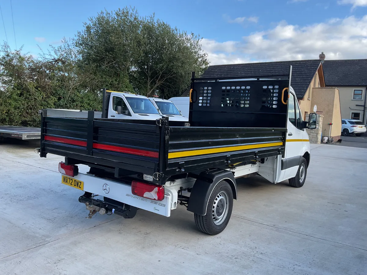2022 Mercedes Sprinter Tipper - Image 4