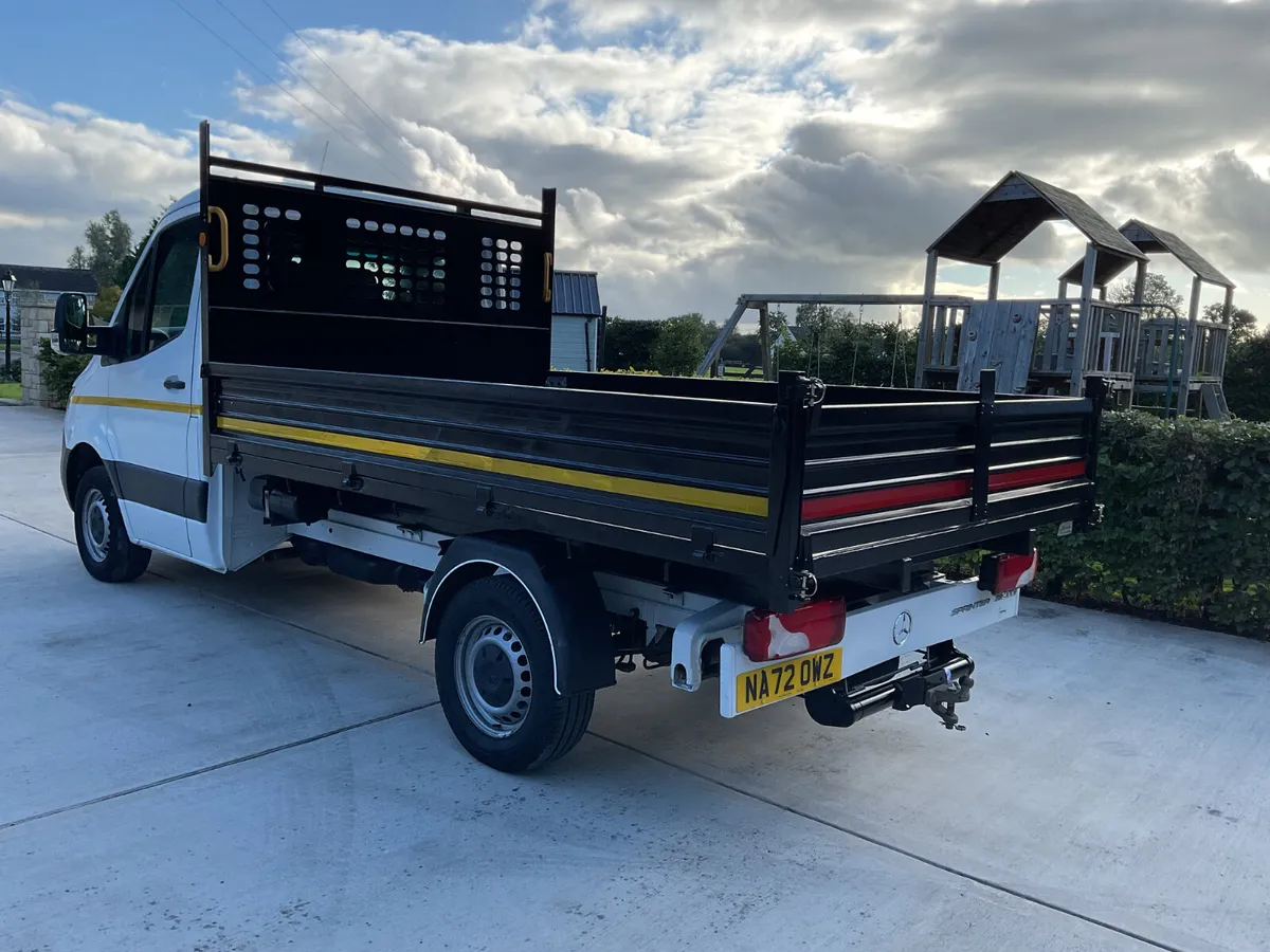 2022 Mercedes Sprinter Tipper - Image 3
