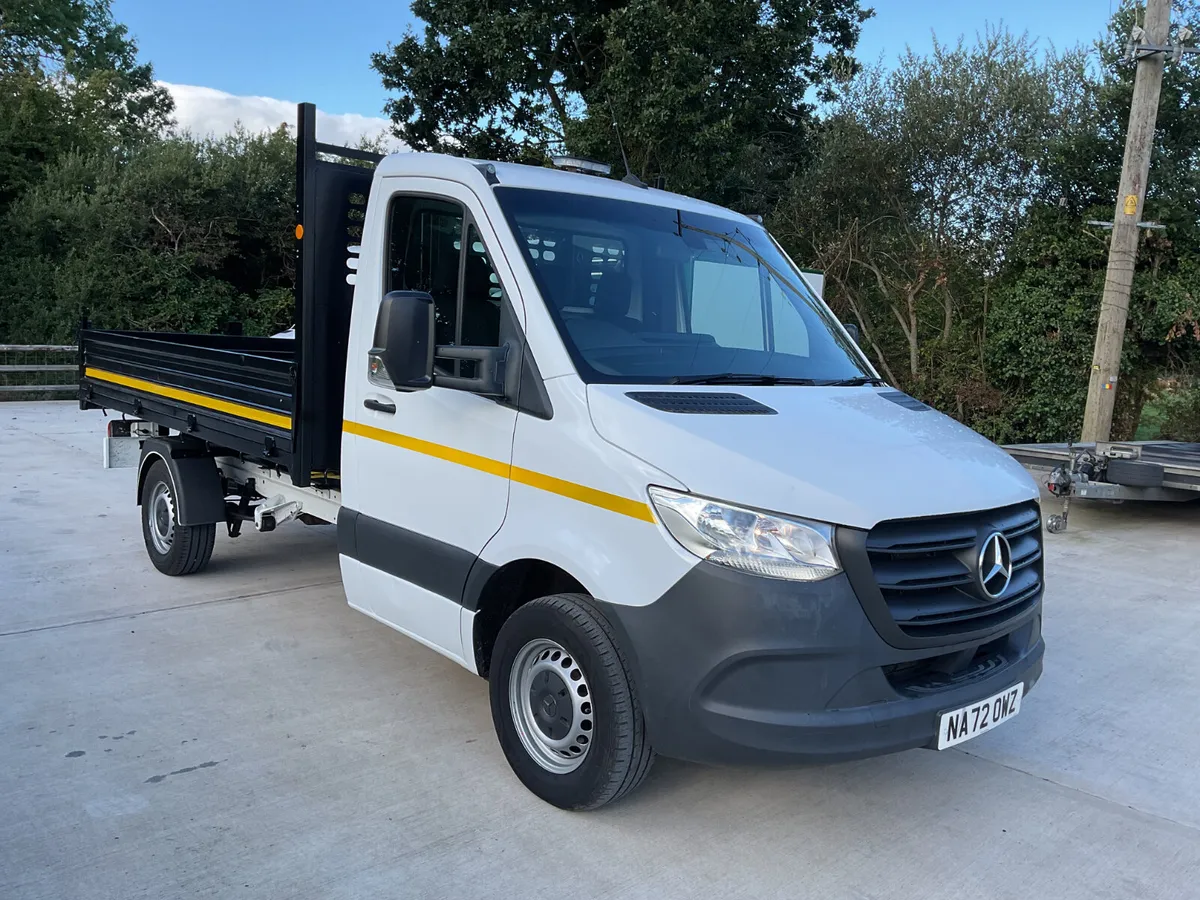 2022 Mercedes Sprinter Tipper - Image 1