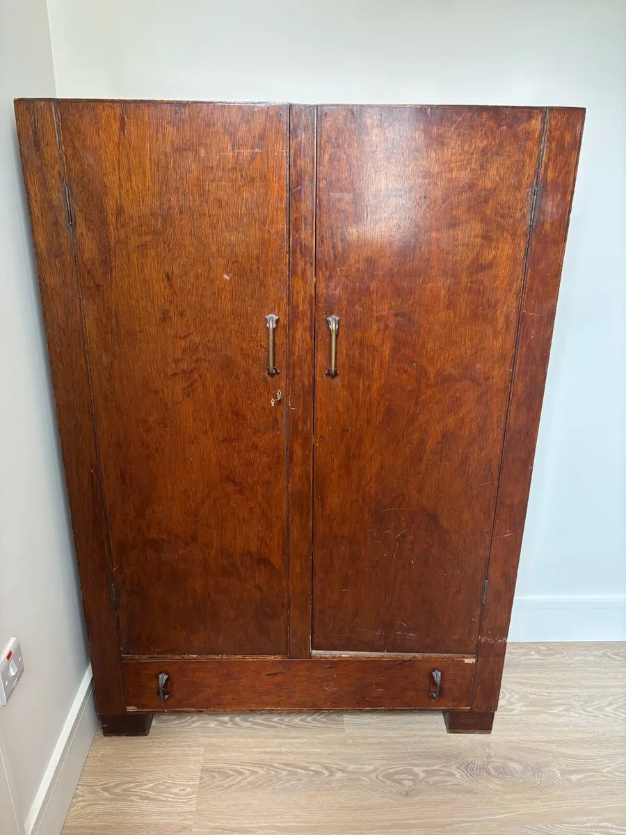 Free Cupboard - Image 1