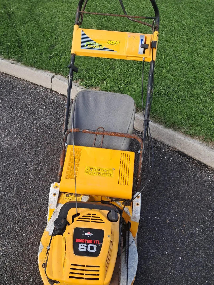 Push lawnmower - Image 2