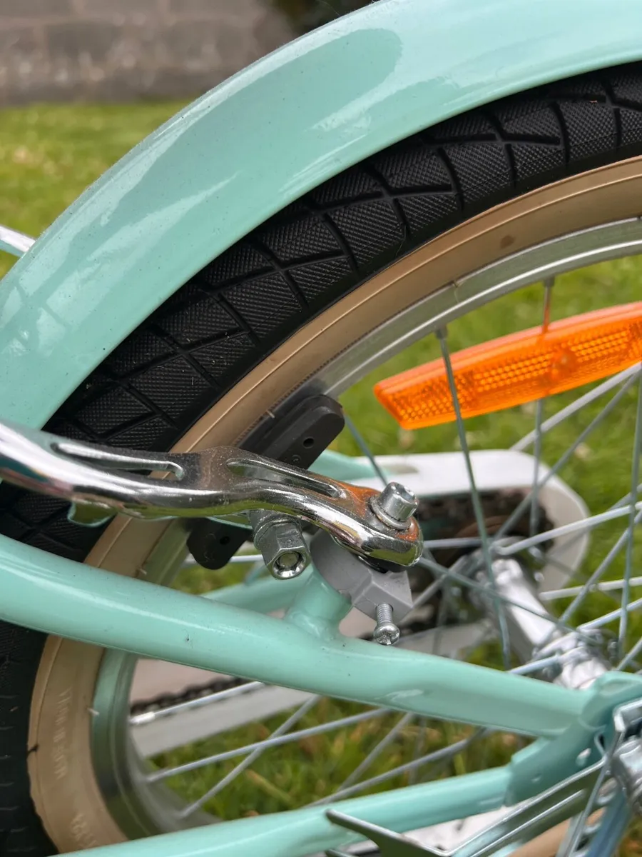 Girl’s bike - Image 2