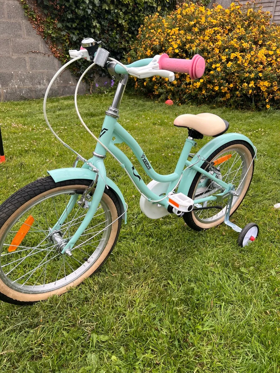 Girl’s bike - Image 1