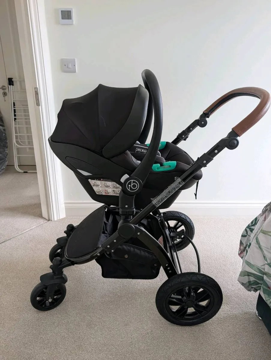 Buggy and Travel System - Image 1