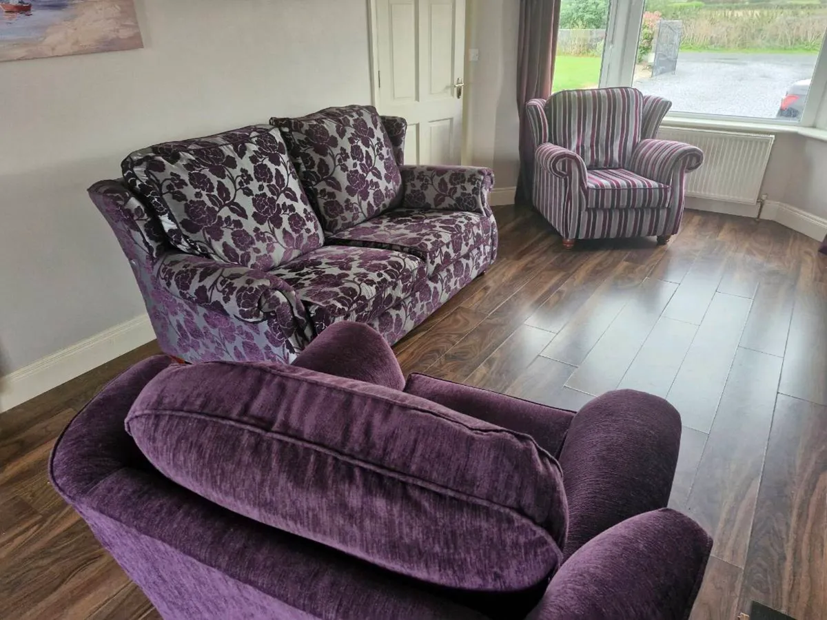 Suite of furniture - Image 4